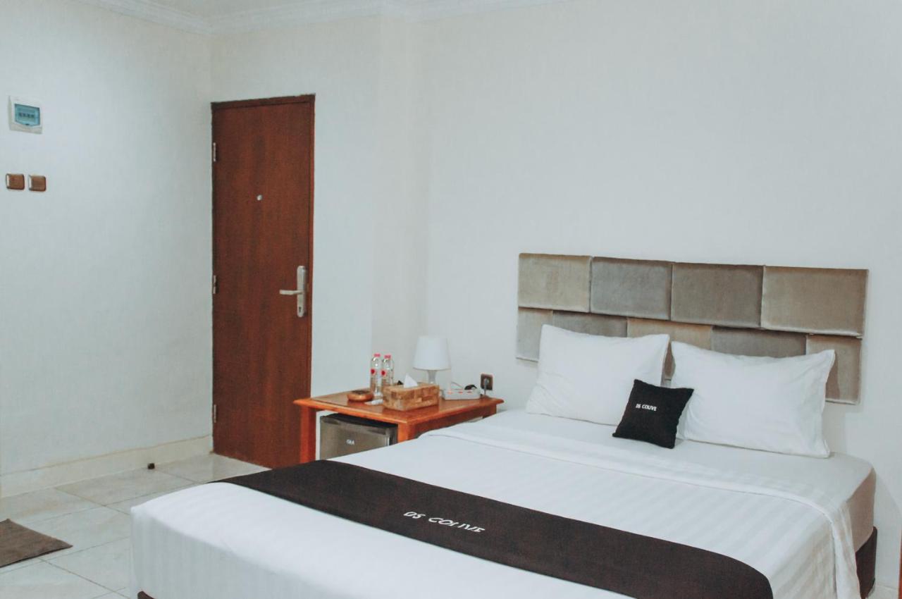 Ds Colive Marina Airport Hotel Semarang Exterior foto